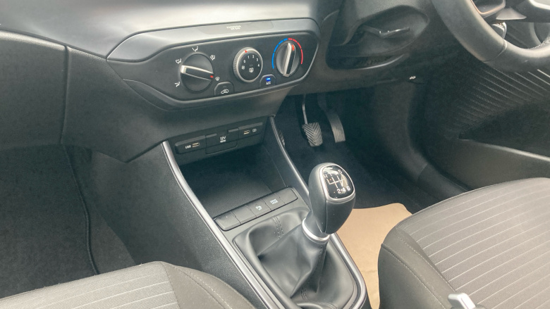 Hyundai i20 1.0T GDi 48V MHD SE Connect 5dr Petrol Hatchback